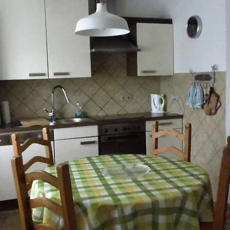 Haus Renia Apartment *