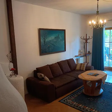 Haus Renia Apartment