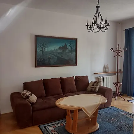 アパート Haus Renia マルクドルフ